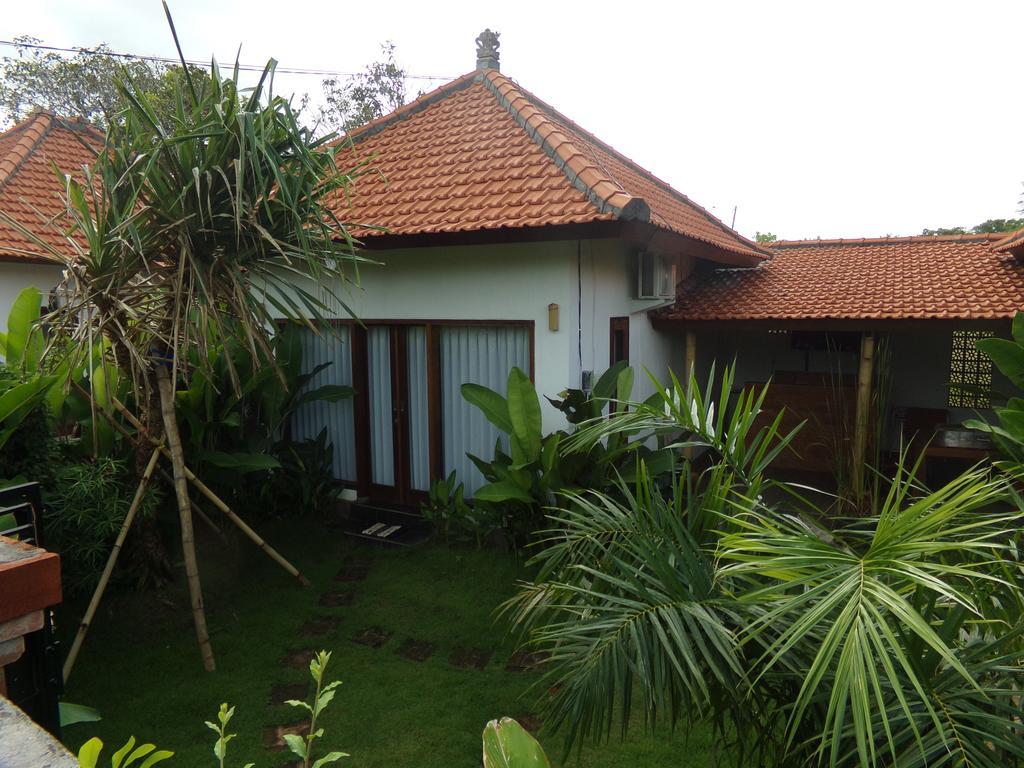 潘达瓦海滩家庭旅馆 Kuta Selatan 外观 照片
